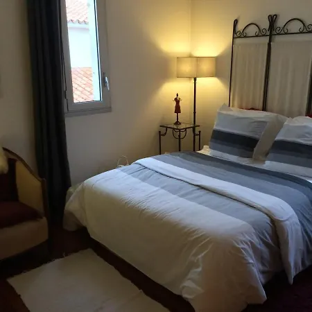 Appartement 4 Personnes Proche Centre De Avec Terrasse Et Parking Prive - Fr-1-494-88 *