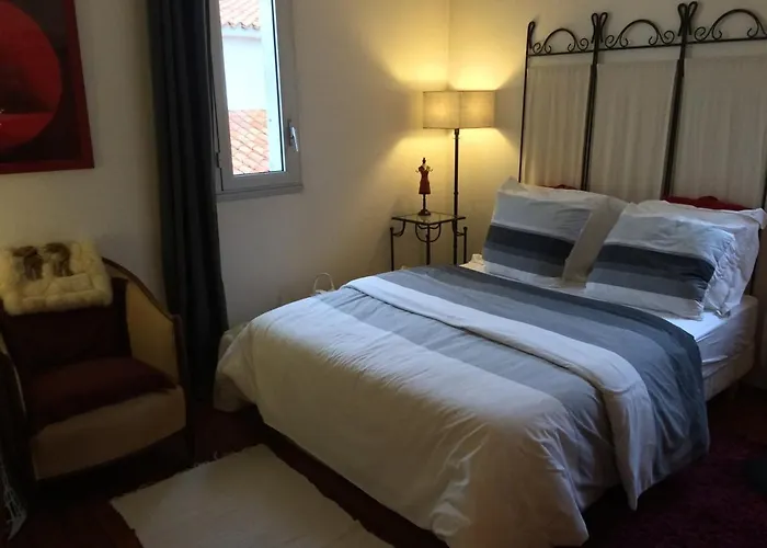 Apartamento 4 Personnes Proche Centre De Avec Terrasse Et Parking Prive - Fr-1-494-88 *